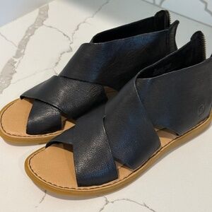 Born Iwa Sandał, New Size 7